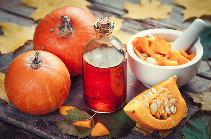 Wenkes Kürbisschnaps Foto adobestock Wenkes Kürbisschnaps Foto adobestock