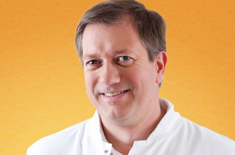 Dr. Daniel Böger. Chefarzt der Klinik für Hals-, Nasen- und Ohrenheilkunde am SRH Zentralklinikum Suhl. Foto: Klinikum Dr. Daniel Böger. Chefarzt der Klinik für Hals-, Nasen- und Ohrenheilkunde am SRH Zentralklinikum Suhl. Foto: Klinikum