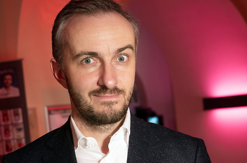 Archivfoto: Jan Böhmermann, TV-Entertainer - Foto: Christophe Gateau/dpa Archivfoto: Jan Böhmermann, TV-Entertainer - Foto: Christophe Gateau/dpa
